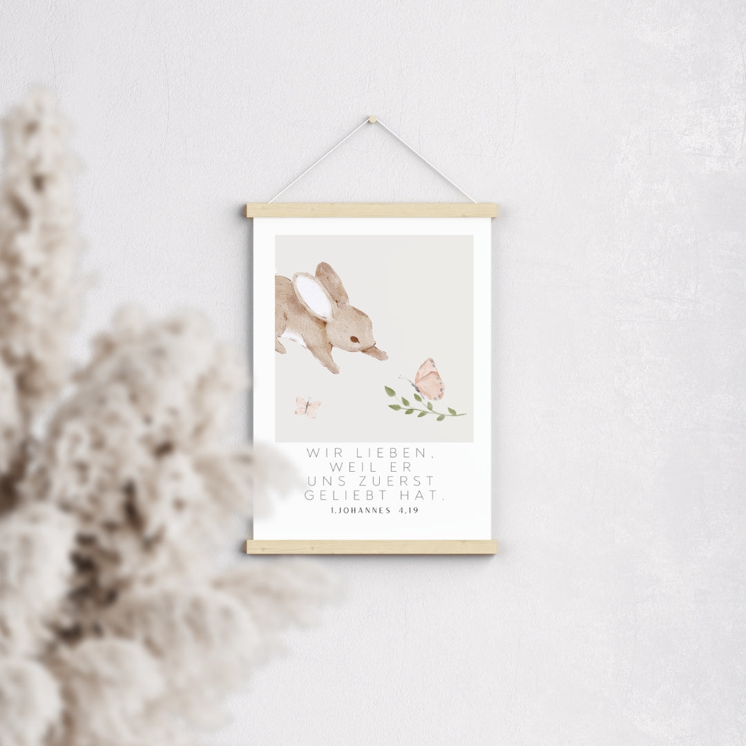 Leinwand-Poster · Kinder · "Er hat uns zuerst geliebt" · A3/ A4/ A5 · Bibelvers
