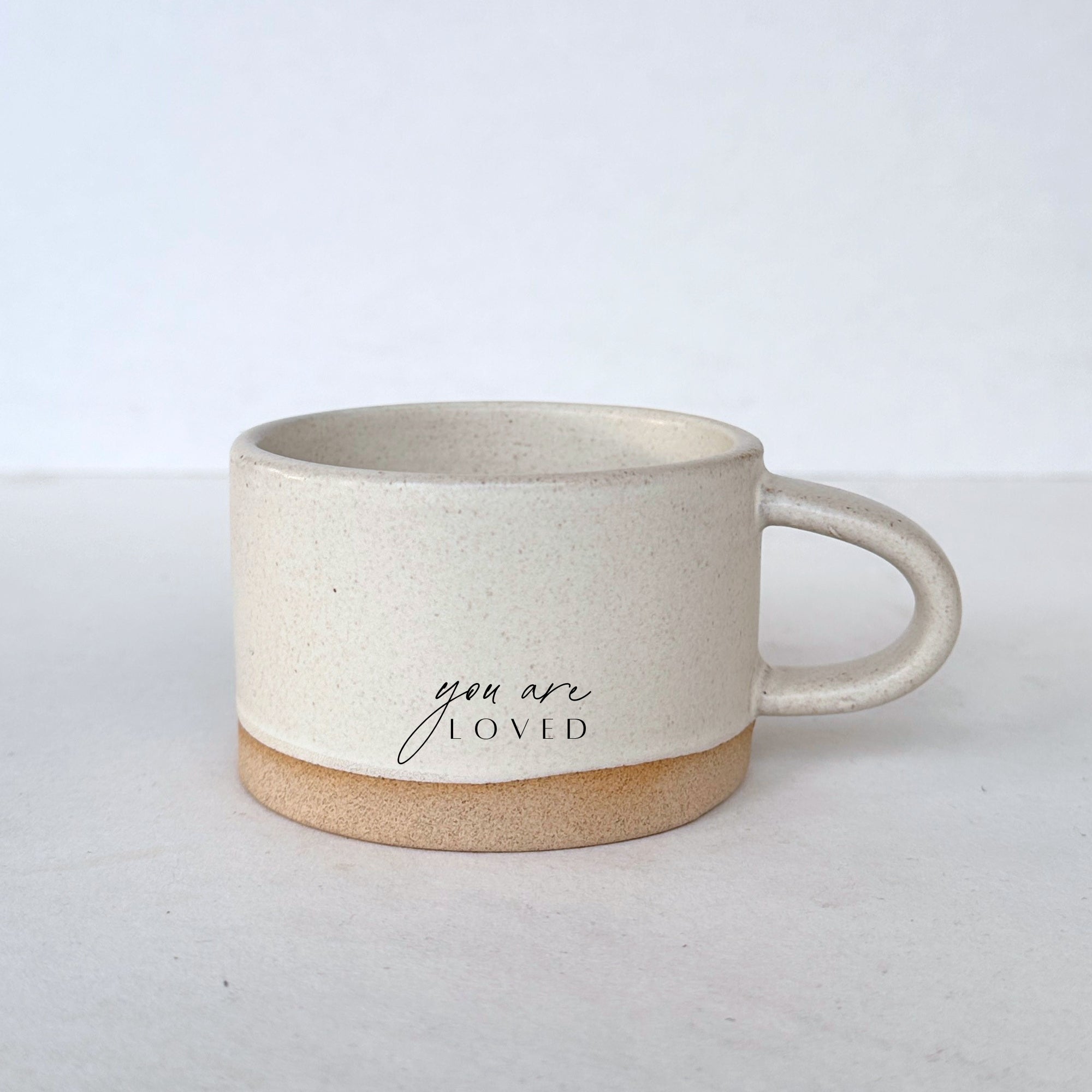 Handgemachte Tasse "you are loved" 180ml - Graviert | RUSTY
