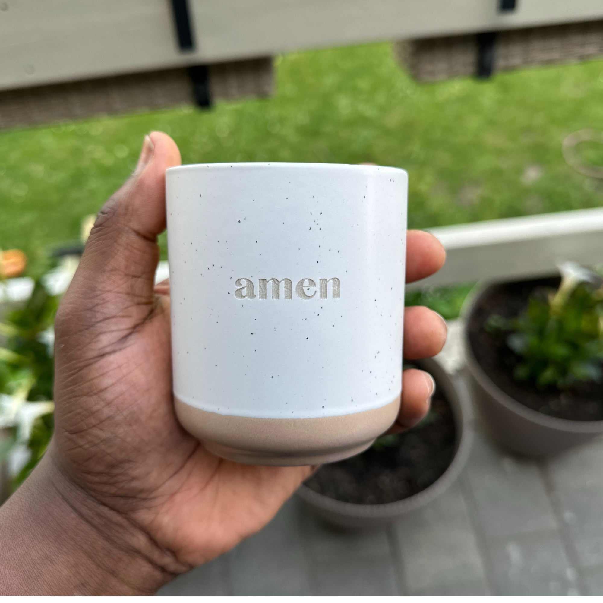 Steingut-Becher "Amen"・280ml・Graviert ・Handmade | SLIM-SANDY