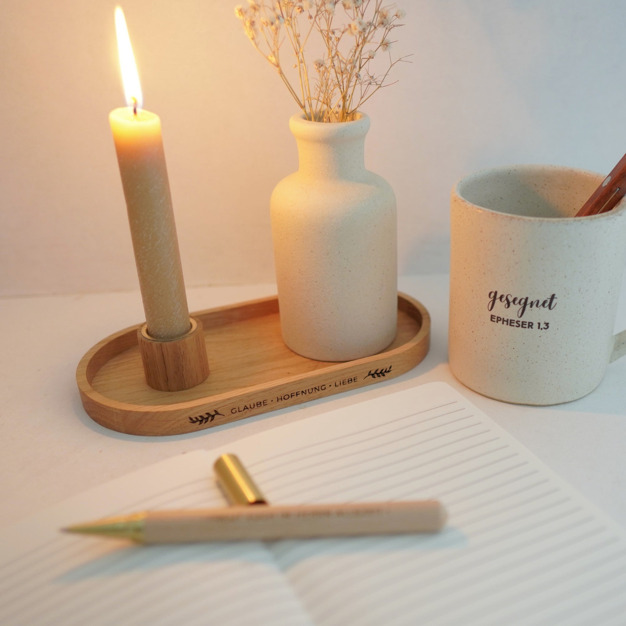 Kerzenhalter "Gnade Hoffnung Liebe" Eiche