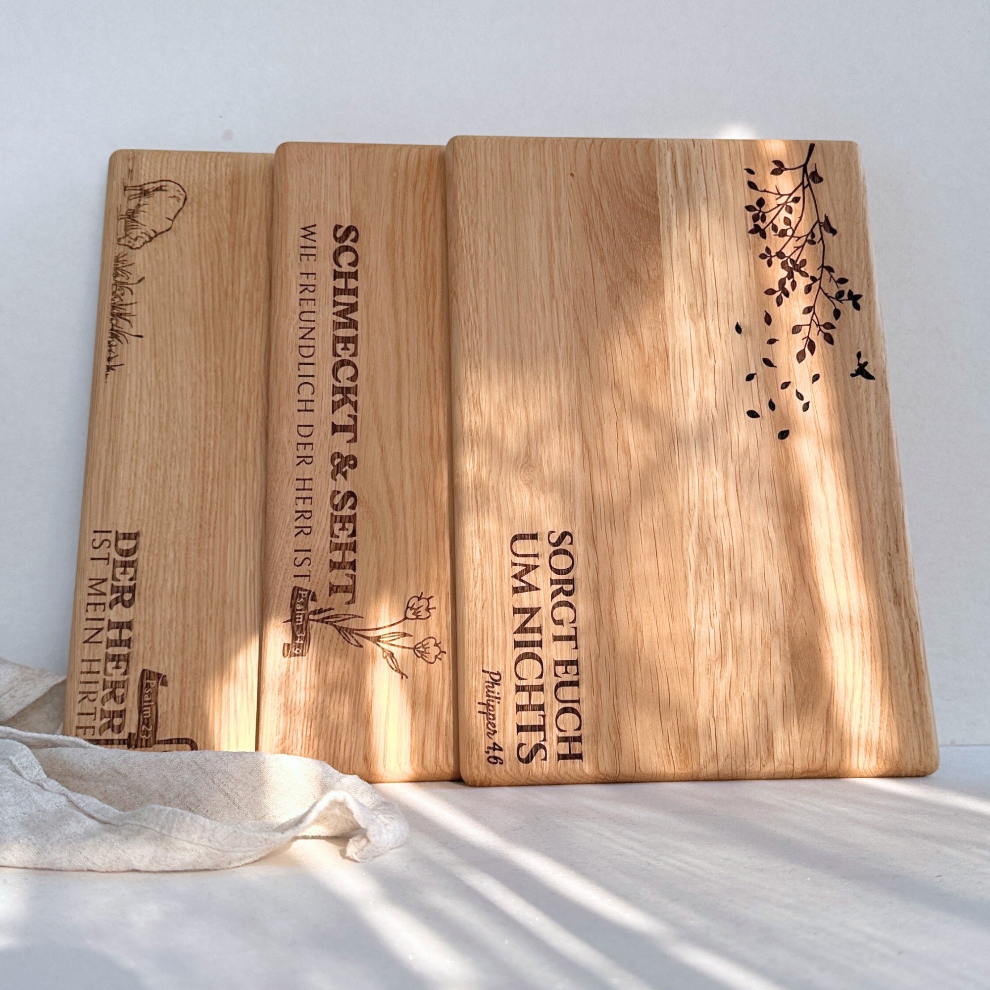 Schneidebrett "Sorgt euch um nichts" Eiche | LYDIA