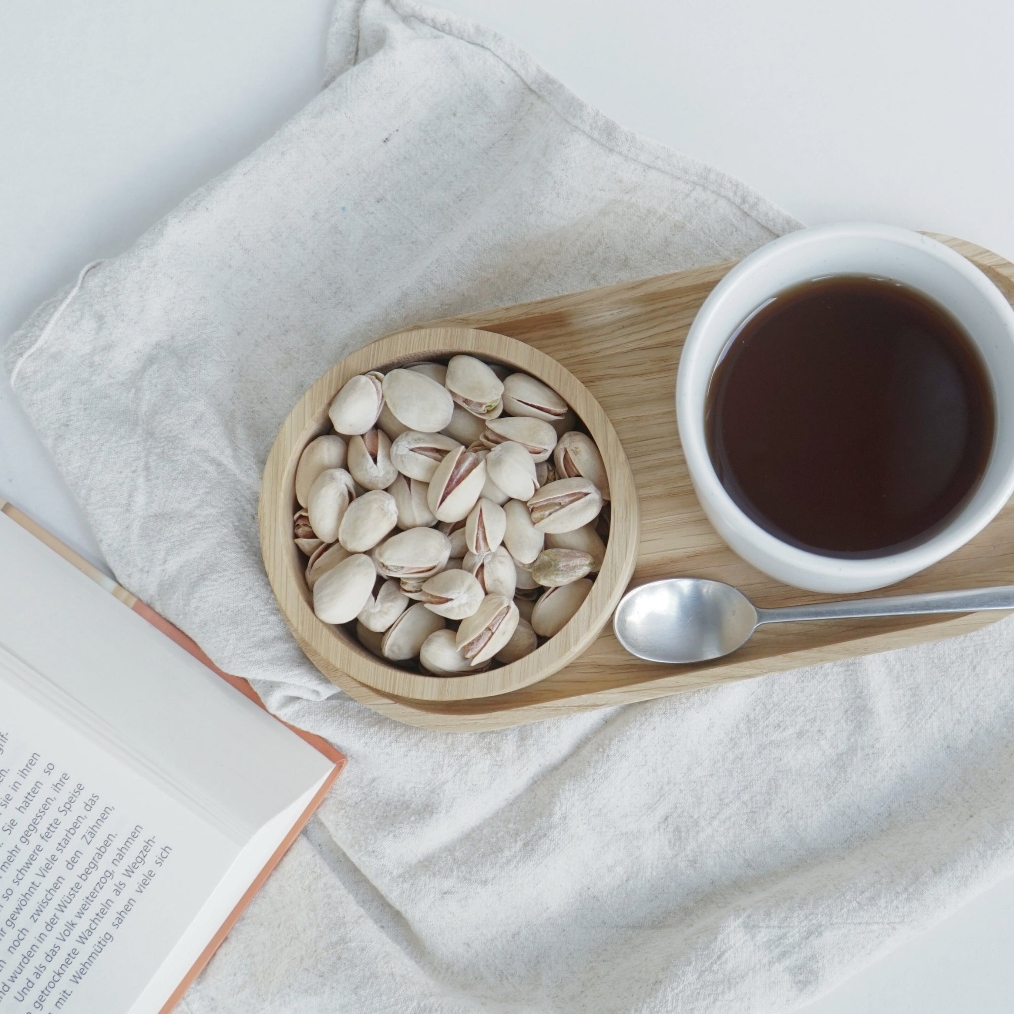 Kleine Holzschale · "schmeckt & seht" · Eiche