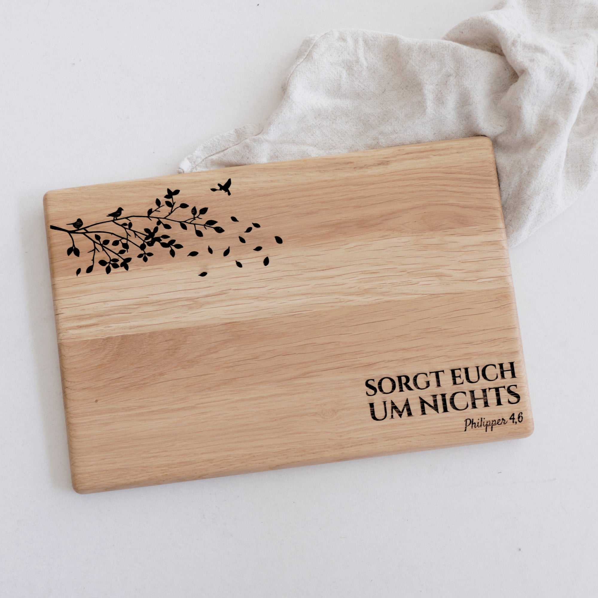 Schneidebrett "Sorgt euch um nichts" Eiche | LYDIA