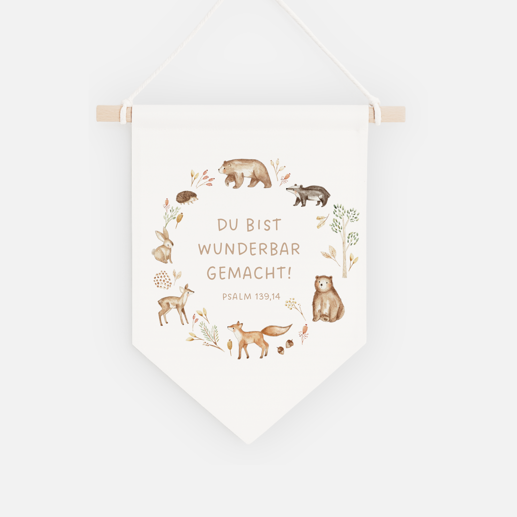 Leinwand-Wimpel mit Buchenholz-Aufhängung "Wunderbar gemacht" · Waldtiere