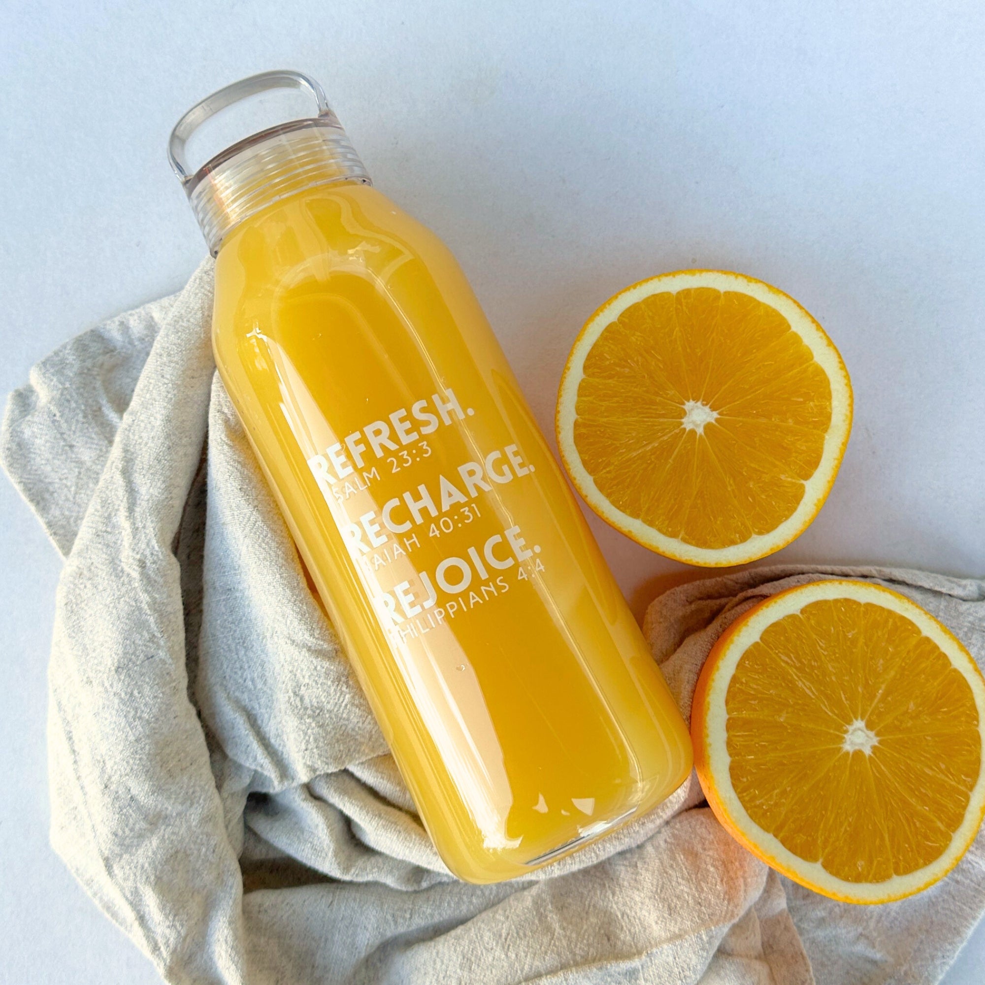 Trinkflasche aus Glas "Refresh, Recharge, Rejoice" · 500ml