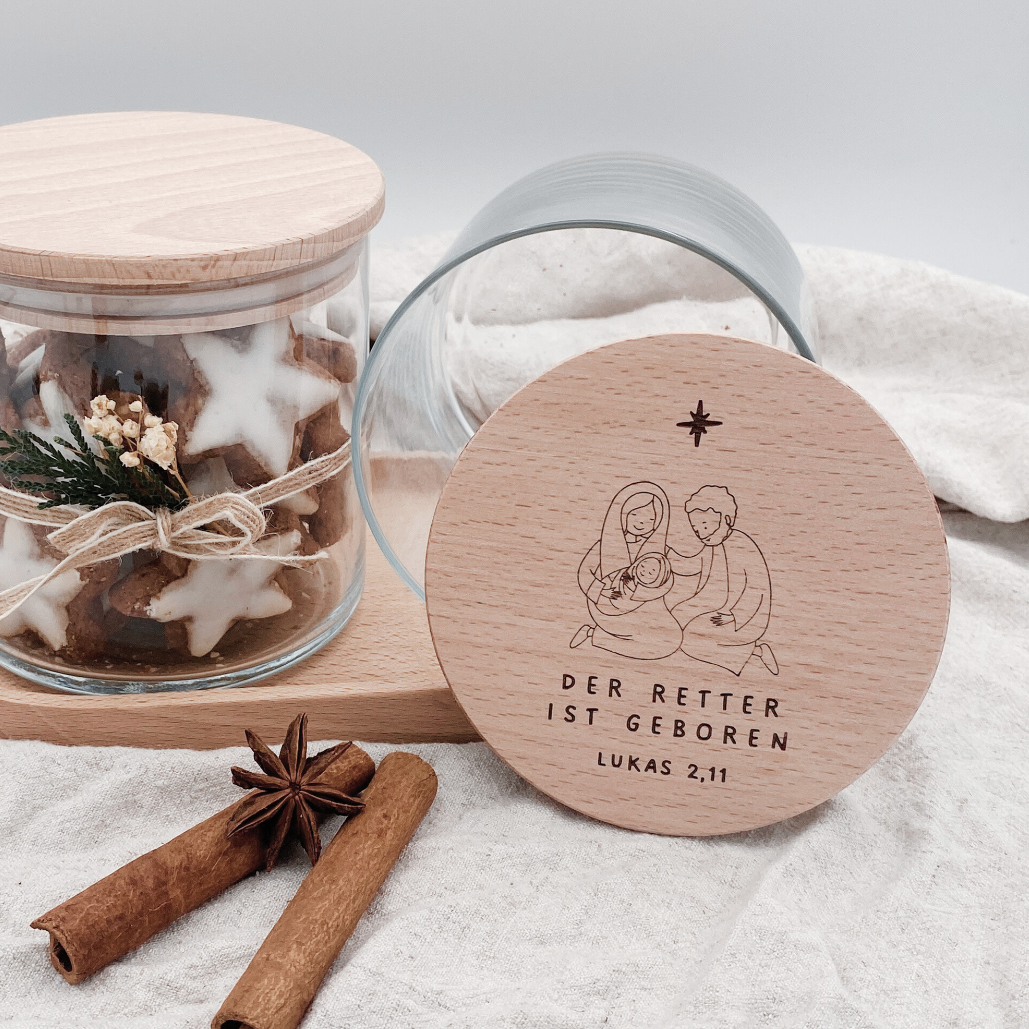 Vorratsglas mit Holzdeckel "Der Retter ist geboren" Gravur・530 bis 880ml